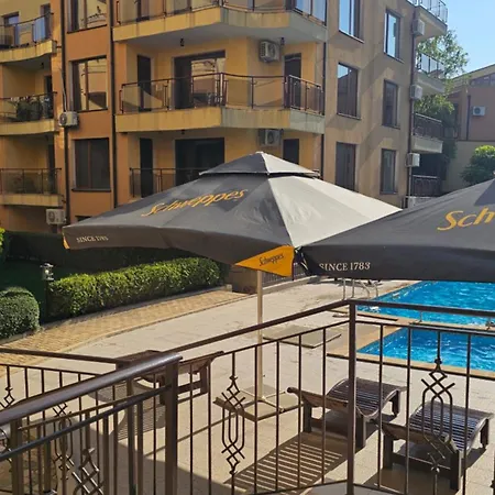 таунхаус с шикарной террасой Lejlighed